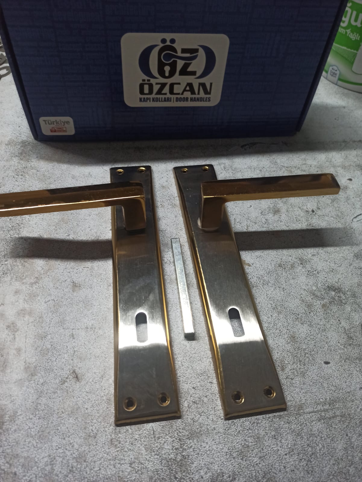 Özcan Kapı Kolları ve Mobilya Aksesuarları